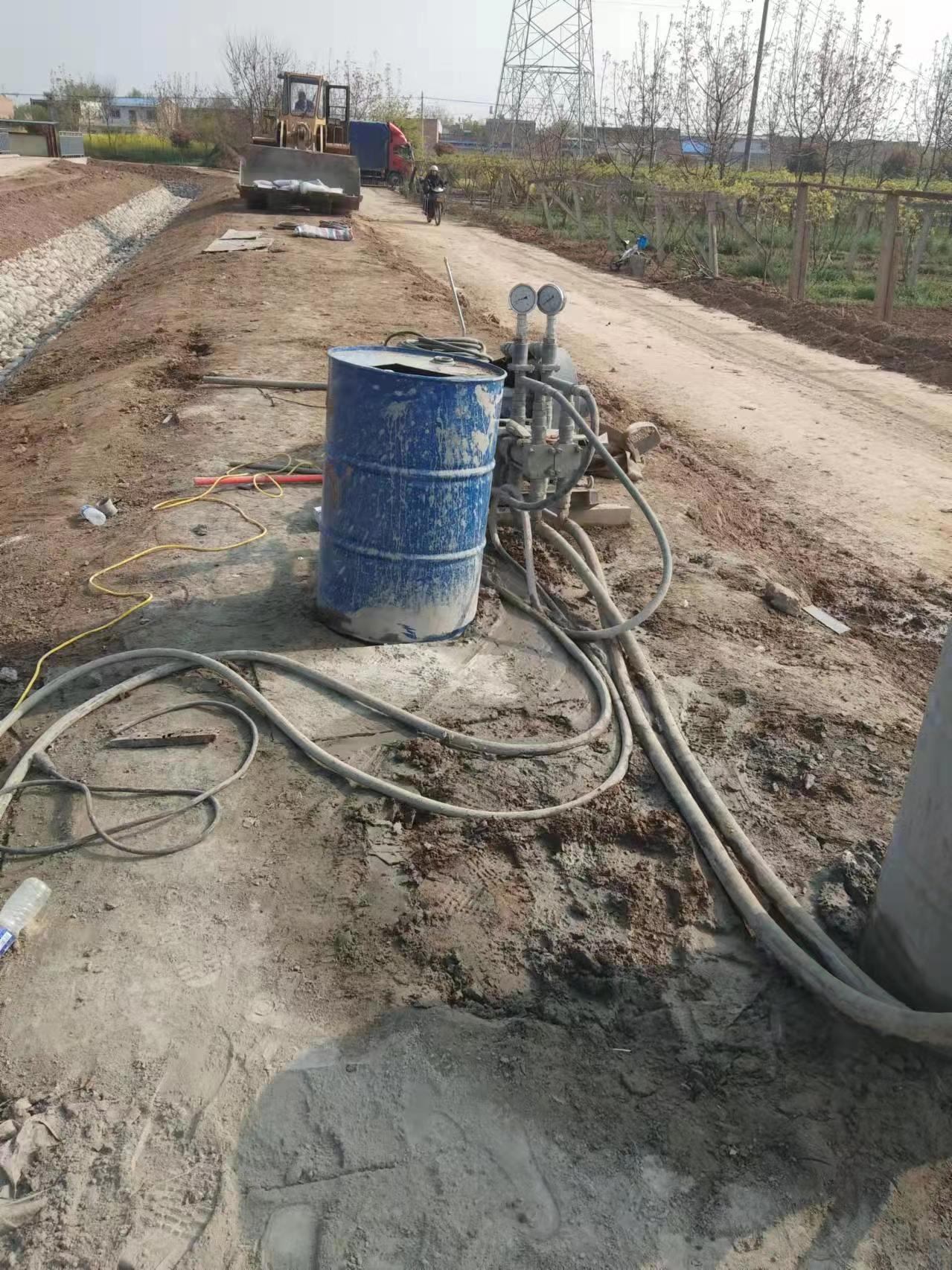 博厚镇顶管注浆